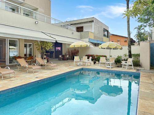 Enseada Villa | 200m from the Beach 9 Qts AC Pool Grill