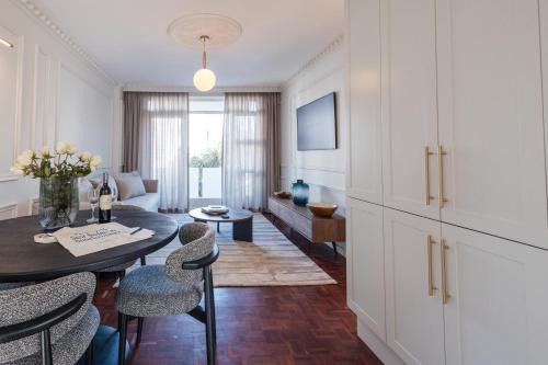 Green Point Apartment | 201 Cascades l 2 Bed Boutique Aparthotel