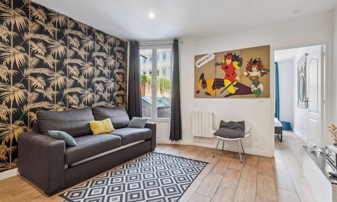 Puteaux Apartment | Discover 201 Suite Anne - Pet-Friendly Haven with Kitchen