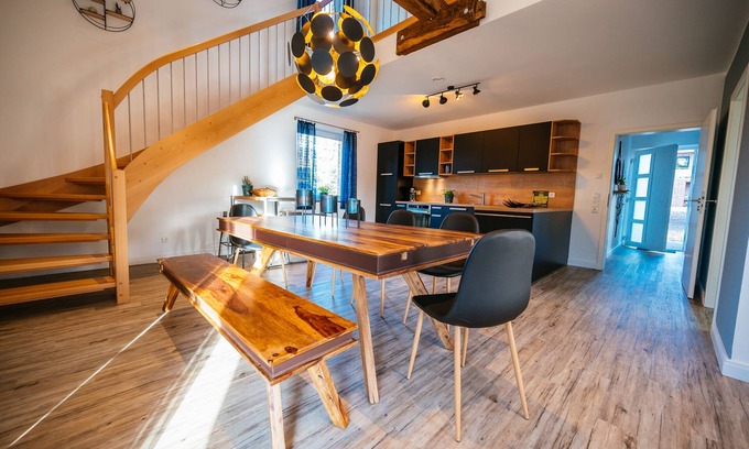 Hunzingen House | New Holiday House Hünzingen: Ocean View & Spa Retreat