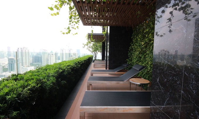 Sathorn Condo | New BTS&BRT Sathorn/Silom Hotel with Pool and Spa Access