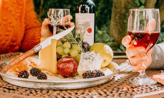 Mercersburg Bed & Breakfast | Cozy Après-Ski Retreat at James Buchanan Hotel