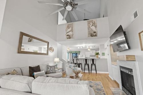 Surfside Beach House | Family-Friendly 201D Jenns Bay Retreat with Ocean View & Pool