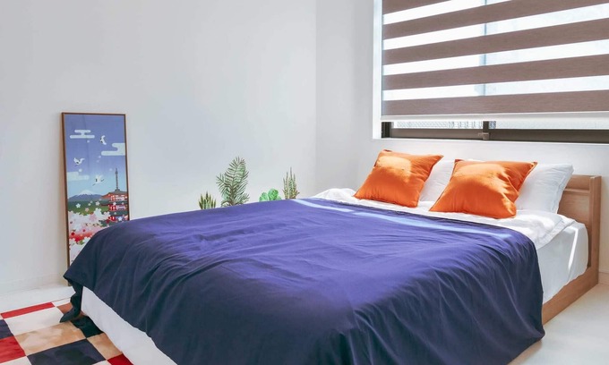 Hyakunincho Apartment | Convenient Stay in Shinjuku Okubo - 5 Mins to JR Station