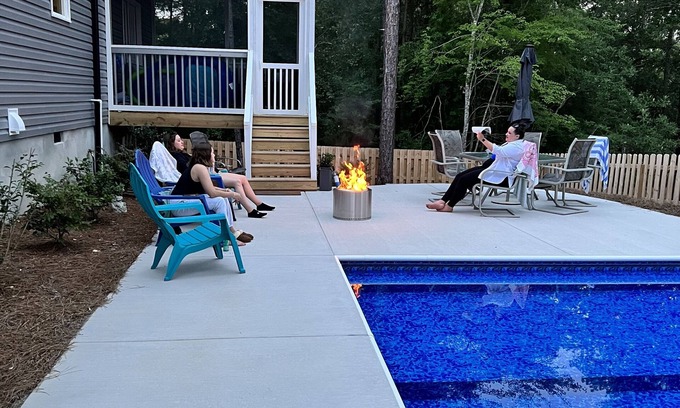 Pinehurst House | Discover Pinehurst Home: Pool, Spa & Just Minutes to Resort