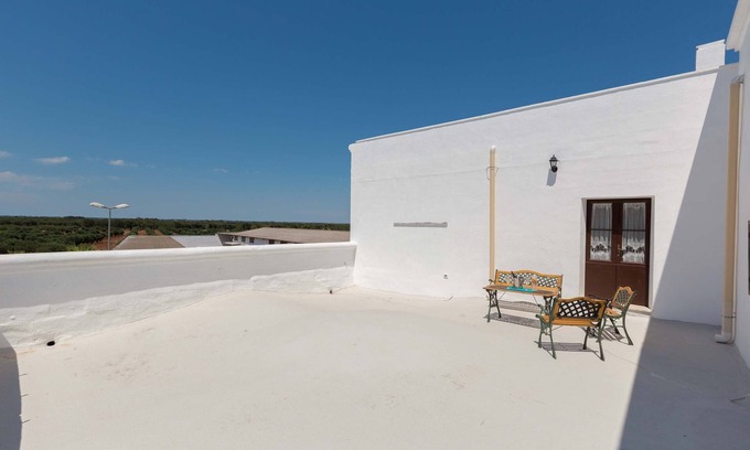 Erchie Apartment | Modern Appartamento Leccina - Pet-Friendly with Pool