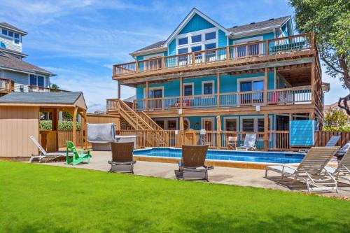 Duck House | Beachside Retreat: 2070 Sol Mates with Pool & Hot Tub