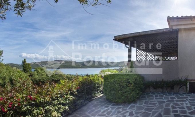 Capo d'Orso Apartment | Discover 20E Appartamento: Family-Friendly Porto Mannu Getaway