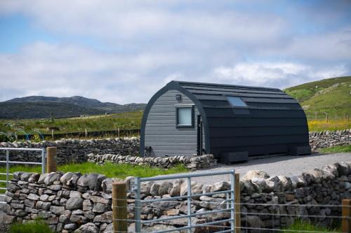 Isle of Lewis House | Guest Rated 10/10 at 21 Callanish Luxury Pod: Breakfast & Kitchen