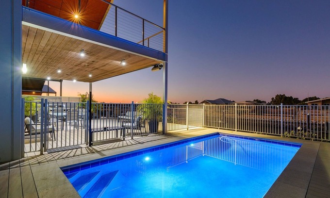 Exmouth House | Family-Friendly 21 Corella Court on the Marina - Guest Rated 9.4