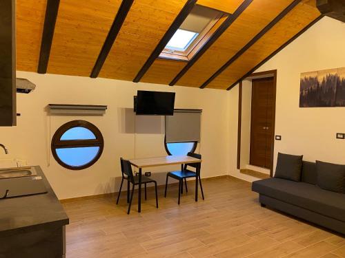 Busto Arsizio Apartment | Pet-Friendly 21House - Cozy Apartment for Family Getaways