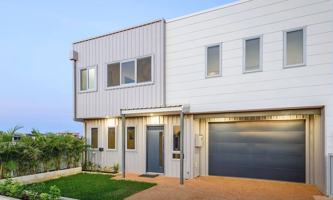 Exmouth House | Idyllic 22 Cooyou Close - Oceanfront Family Getaway