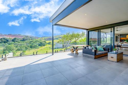 Salt Rock House | Beachfront Bliss at 22 Mbali Loop, Zululami Estate