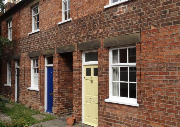 Lincoln House | Discover 22 Mill Road: Pet & Child Friendly Retreat