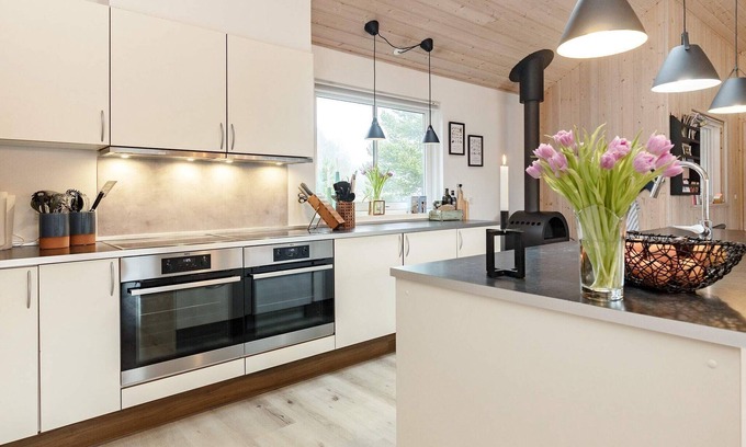 Blavand Strand House | Ideal 22-Person Holiday Home in Blåvand with Pool