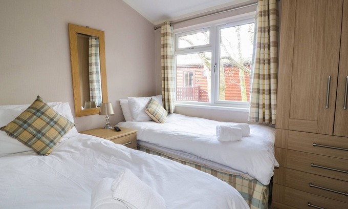 Troutbeck Bridge Cottage | Experience 22 Thirlmere: Pet-Friendly & Spa Retreat
