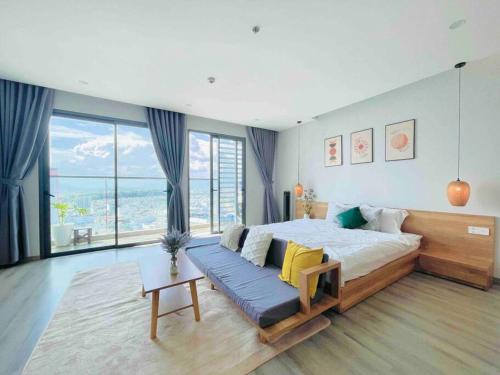 Tran Phu Beach Apartment | Experience Sunset Views at Apt Full Option - 4-Star Retreat