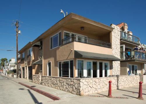 West Newport House | Family-Friendly Retreat at 2314 W Oceanfront A