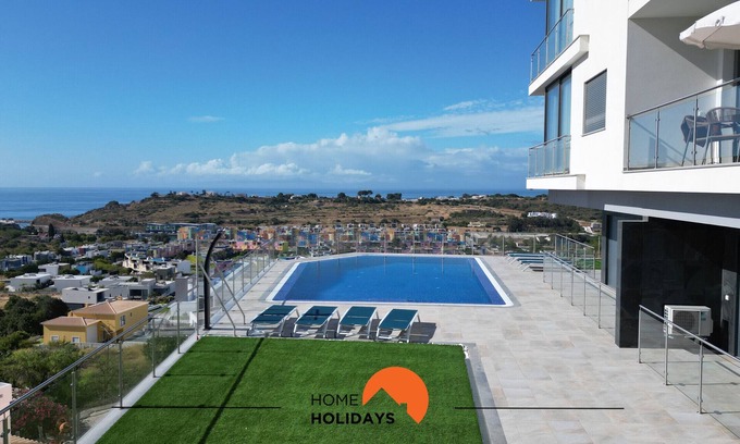 Vale de Santa Maria Apartment | #234 Raposo Flat by Home Holidays