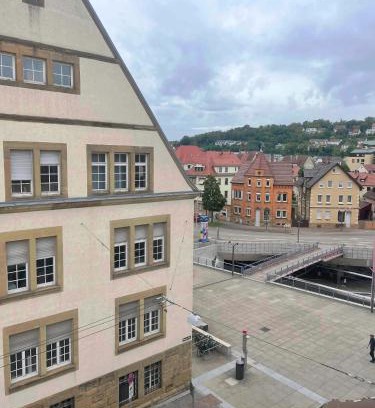 Feuerbach-Mitte Hotel | Discover 24-7 Stadthotel Stuttgart: Pet-Friendly Comfort
