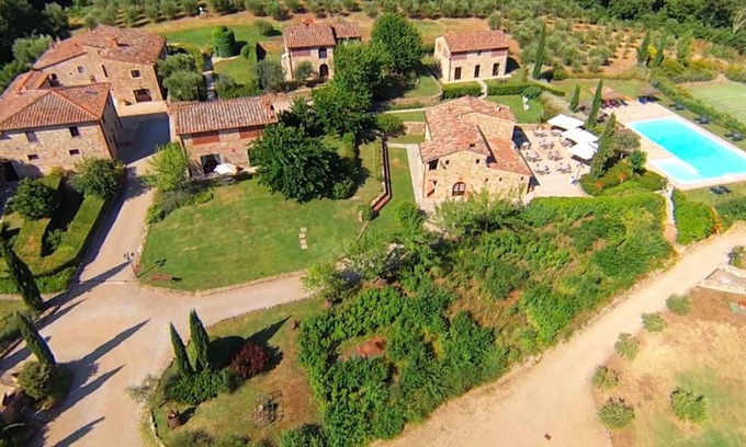 Bucine Resort | 240 m² Resort ∙ 4 bedrooms ∙ 127 guests