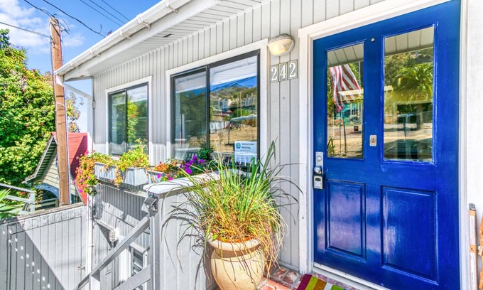 Avalon House | Spacious Oceanfront Retreat with Golf Cart and Pool