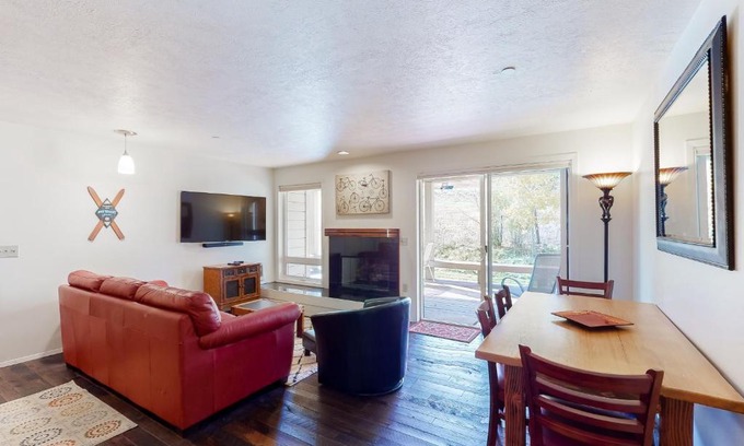 Elkhorn Village Hotel | Indian Springs Retreat: Top-Rated Stay with Pool & Hot Tub