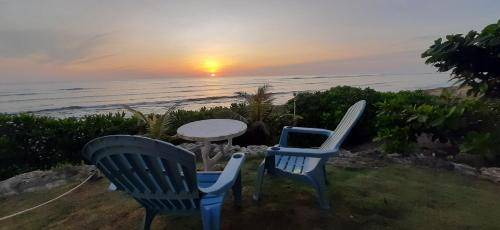 San Isidro Bed & Breakfast | Cozy Bed and Breakfast for Two with Kitchen Amenities