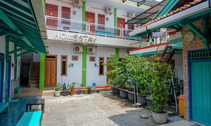 Tegal Bed & Breakfast | Cozy Bed and Breakfast for 10 Guests in Prime Location