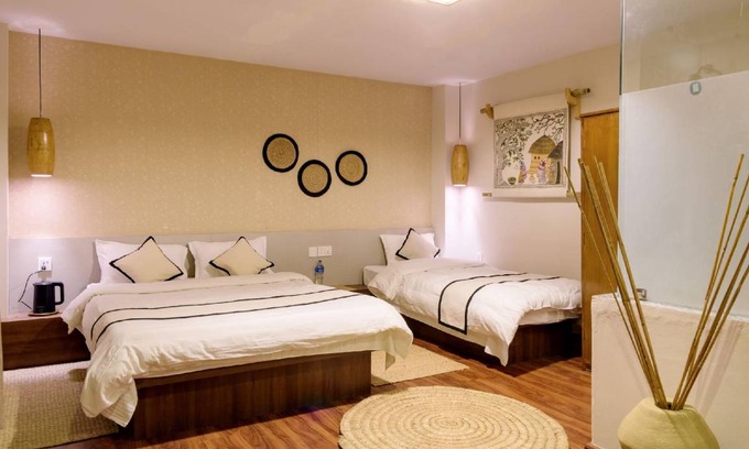 Kawasoti Resort | Pet-Friendly Resort for Two with Pool & Restaurant Access
