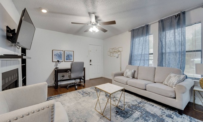 Irving Apartment | Private Yard Retreat Near DFW with Pool & Breakfast