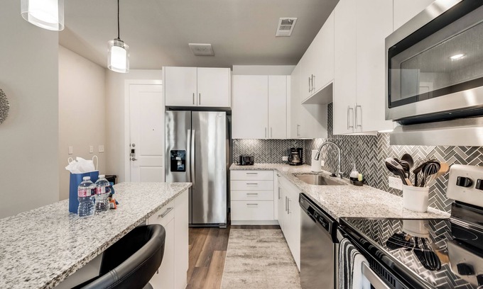 North Richland Hills Apartment | Relaxing 1BD Apt with Pool, Grill & Pet-Friendly Options