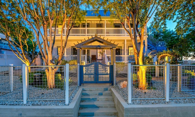 Marble Falls House | Exclusive 15% Off Stay at Inks Suite, Downtown Marble Falls