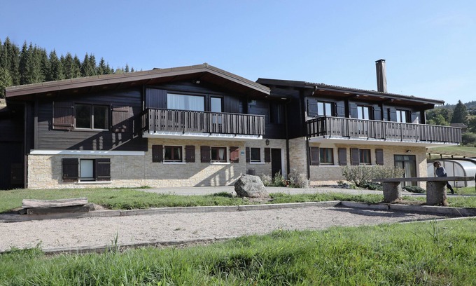 Le Grand Valtin Ski Chalet | Ultimate Grand Chalet with Pool, Spa & Guest Rated 9.8