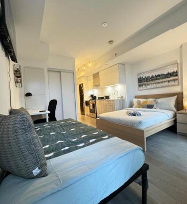 Garden District Hotel | Discover 251 Jarvis RSMT: Family-Friendly & Wheelchair Accessible