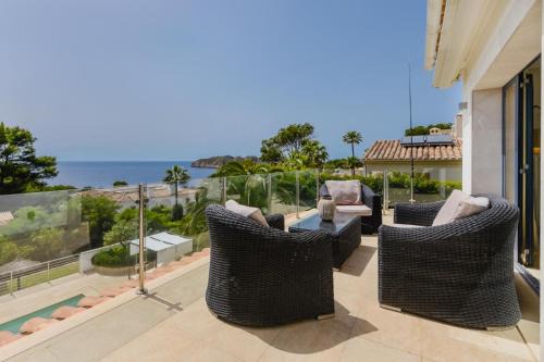 Santa Ponsa Villa | Bright Villa with Ocean View in Santa Ponsa Nova