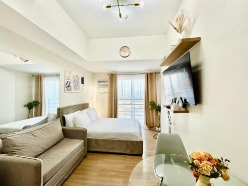 Cagayan de Oro Apartment | 25F Condo at The Loop Tower Limketkai Center CDO