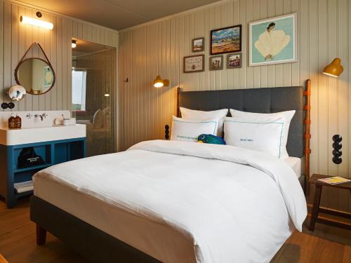 Christianshavn Hotel | Explore 25hours Hotel Paper Island: Guest Rated 10/10!