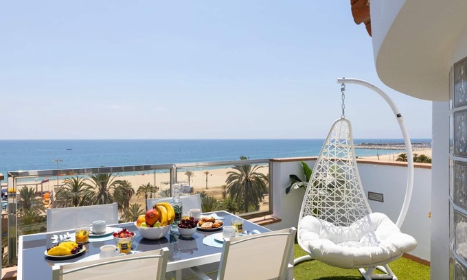 Mataro Apartment | Beachfront Apartment 25km From Barcelona with Ocean View
