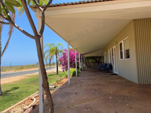 Exmouth House | Pet-Friendly Getaway at 26 Tambor Drive with Pool Access
