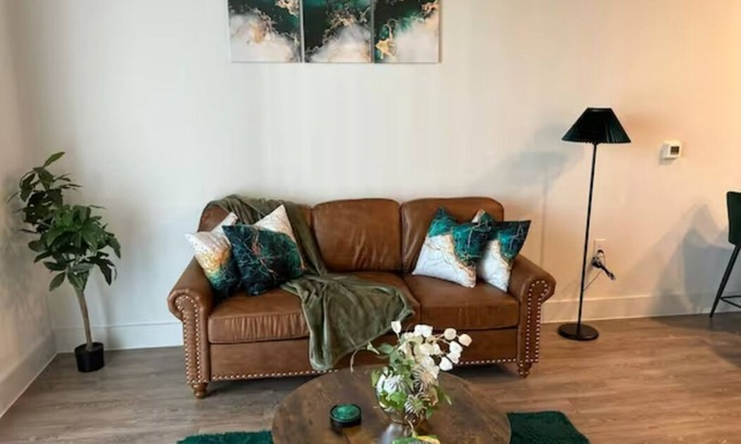 Pflugerville Apartment | Cozy King Suite with Breakfast & Family-Friendly Amenities