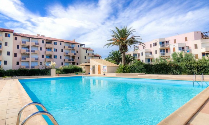 Saint-Cyprien Plage Apartment | Cozy 1-Bedroom Apartment with Ocean View for 4 Guests