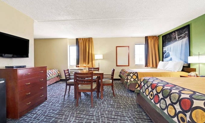 Wichita Hotel | Elegant 5-Star Hotel with Restaurant & Breakfast Included