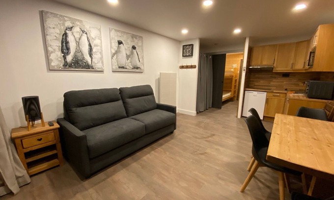 Les Deux Alpes Apartment | Top-Rated Studio Near Belle Star Chairlift & Ski School