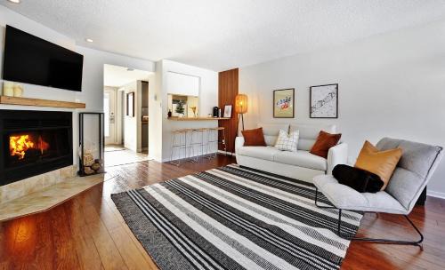 Stoneham Apartment | Family-Friendly Getaway at 28#53 Chemin du Hameau