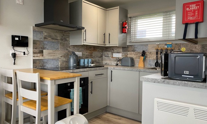 Chapel Saint Leonards House | 28 Cherry Park