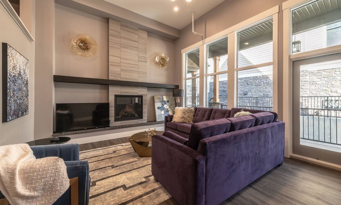 Canmore House | Mountain View Townhouse #11: Spacious Retreat with Pool & Spa