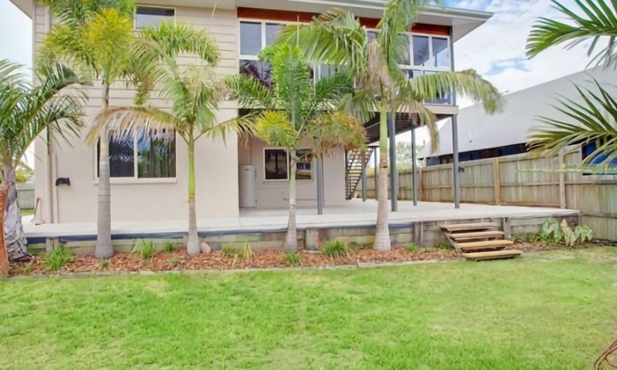 Rainbow Beach House | Discover 29 Cypress Avenue - Rainbow Beach with Pool Access