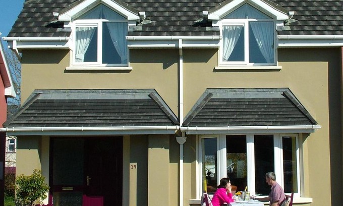 Waterville House | 29 Waterville Links Holiday Home: Oceanfront Bliss Awaits