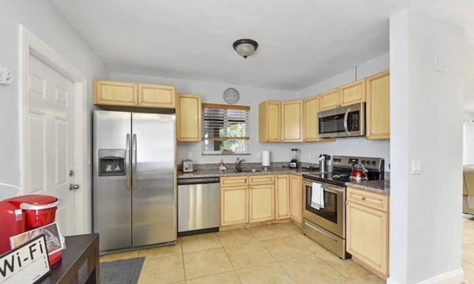 Highland Garden Villa | Discover 2904 Hollywood: Perfect for Family Getaways